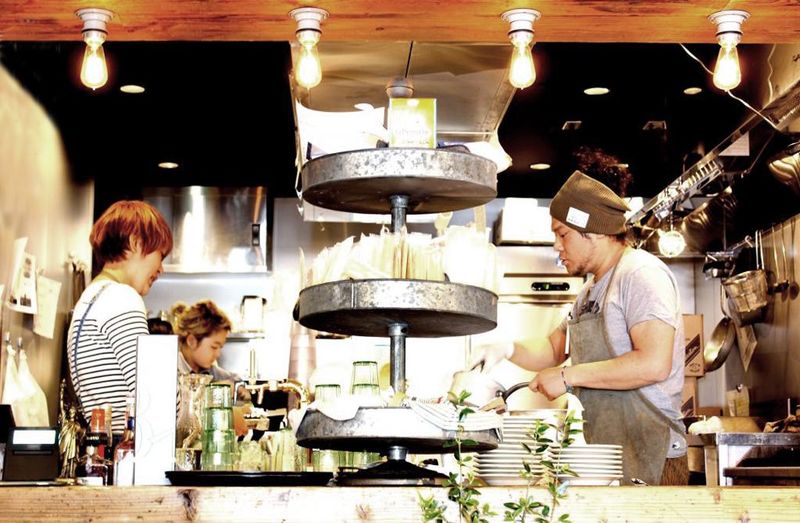 THE GIANT STEPのアルバイト・バイト求人情報-01