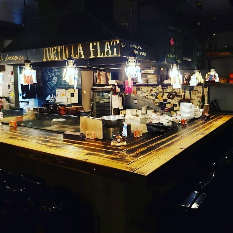 炭焼きBAR 倉庫(株式会社アマージュ)のアルバイト・バイト求人情報-02