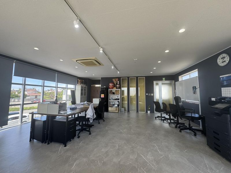 株式会社塗りプロ(松崎ショールーム店)のアルバイト・バイト求人情報-04