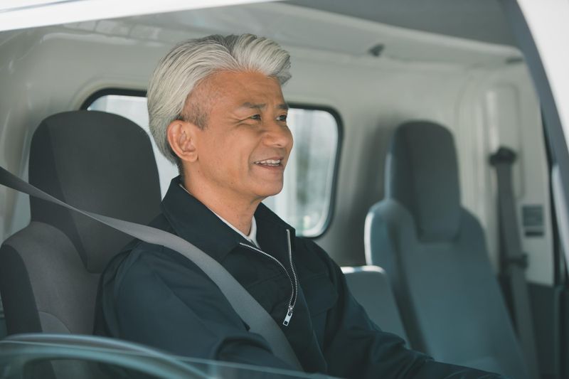 株式会社塩三運送