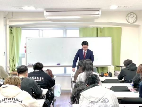 フジ国際語学院　新宿校の求人・転職情報