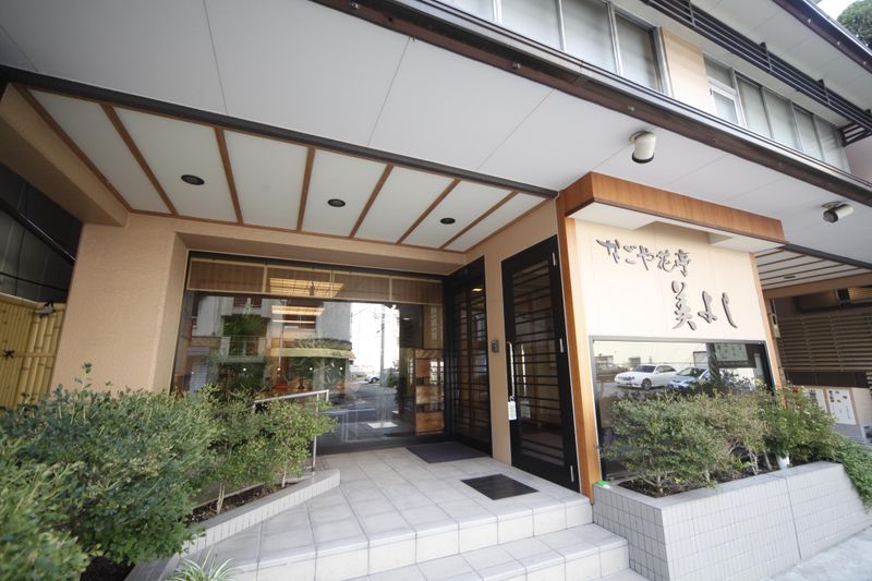 料理旅館なごや花亭美よしのアルバイト・バイト求人情報-03