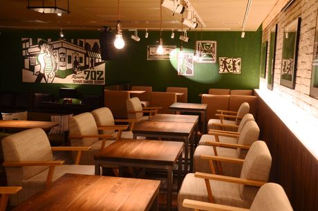 #702 CAFE&DINER なんばパークス店のアルバイト・バイト求人情報-02