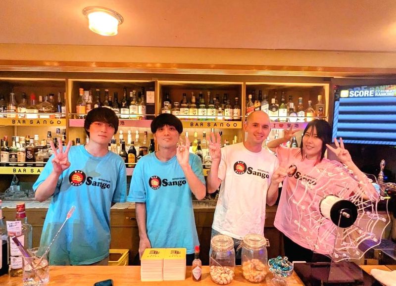 BAR三丑(サンゴ)のアルバイト・バイト求人情報-02