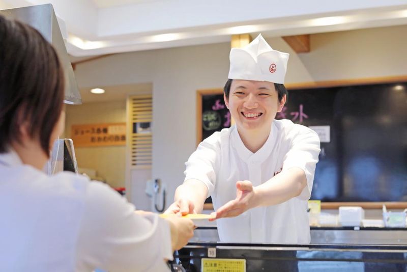 函館グルメ寿司　函太郎　ふかや花園プレミアム・アウトレット店の派遣求人情報