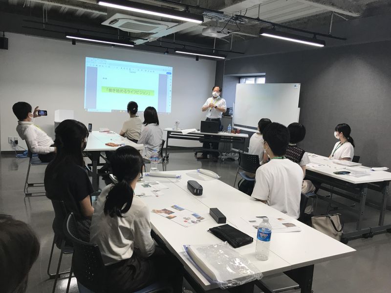 株式会社マエダハウジング