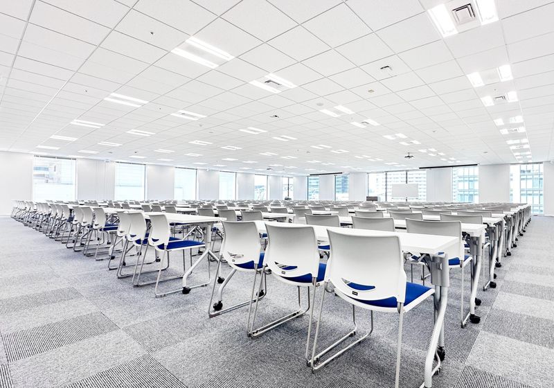 ビジョンセンター横浜みなとみらいのアルバイト・バイト求人情報-03