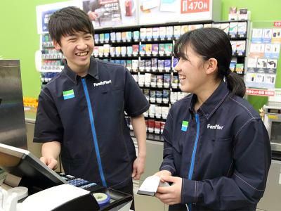 ファミリーマート　関空国際貨物地区店のアルバイト・バイト求人情報-04