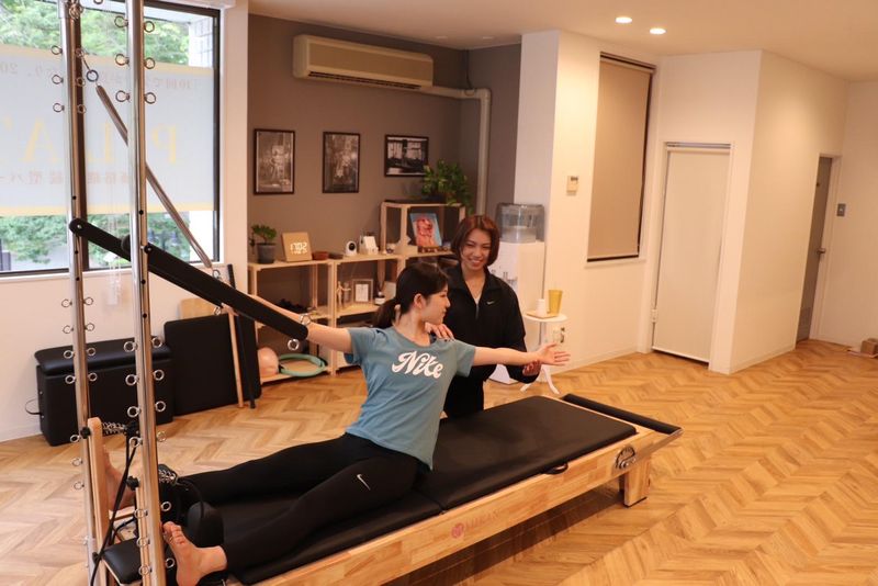 PILATES ONE 三島広小路店のアルバイト・バイト求人情報-02