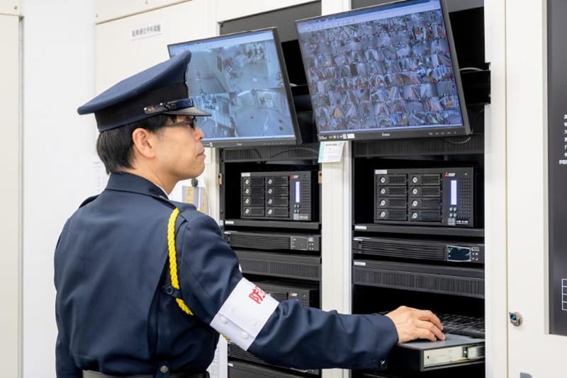 横浜ビルシステム株式会社/新横浜駅徒歩3分の銀行ビルのアルバイト・バイト求人情報-03