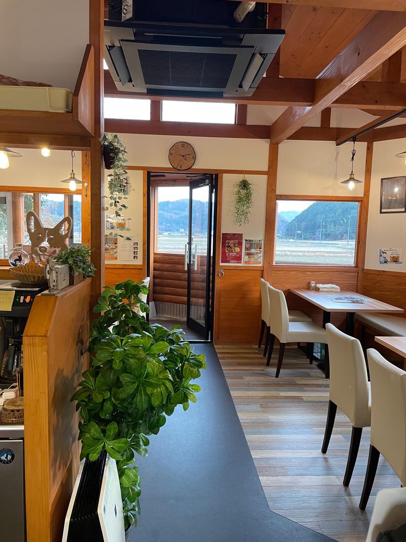 GRILL&CAFE 山ノ辺のアルバイト・バイト求人情報-02