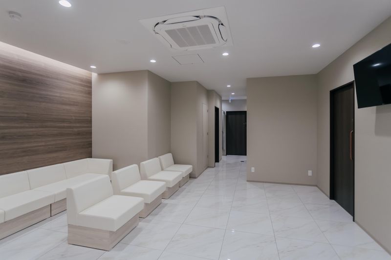 VERNO SKIN CLINICのアルバイト・バイト求人情報-02