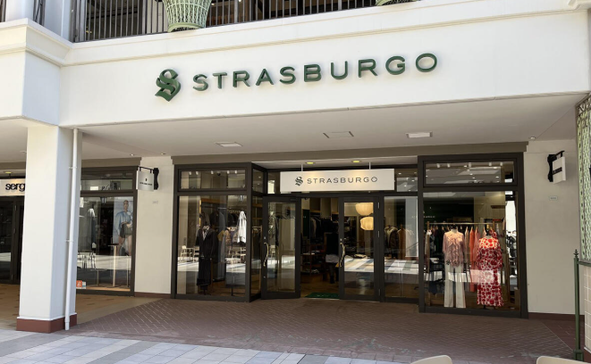 STRASBRGO ジャズドリーム長島アウトレット店のアルバイト・バイト求人情報-02