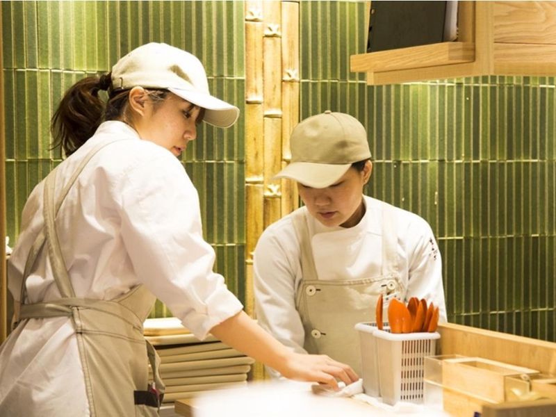 だし茶漬け+肉うどん えん　ルクア大阪店のアルバイト・バイト求人情報-01