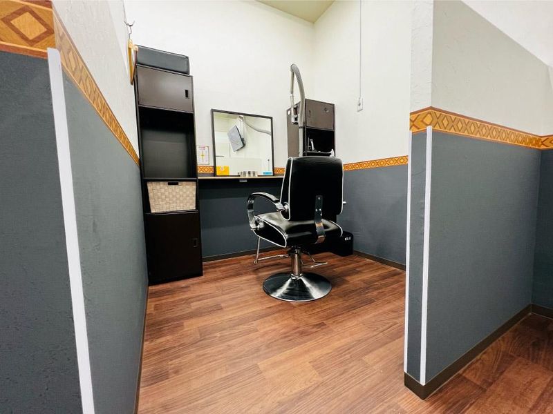 ファミリーカット　関宿店のアルバイト・バイト求人情報-02