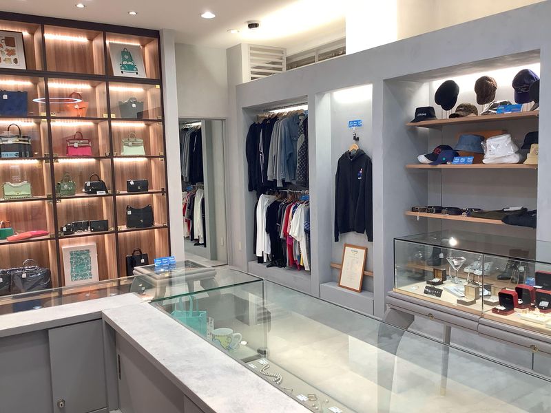 ブランドショップISEYAのアルバイト・バイト求人情報-02