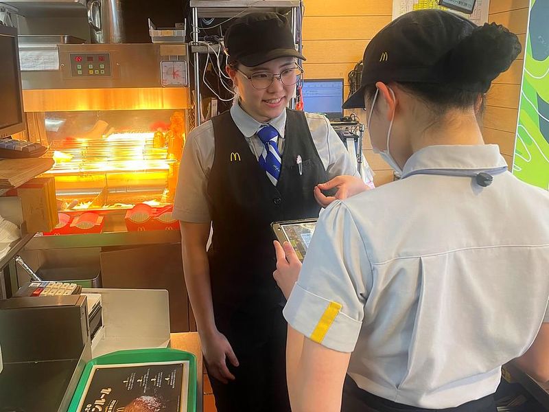 マクドナルド　地下鉄谷町四丁目店のアルバイト・バイト求人情報-02