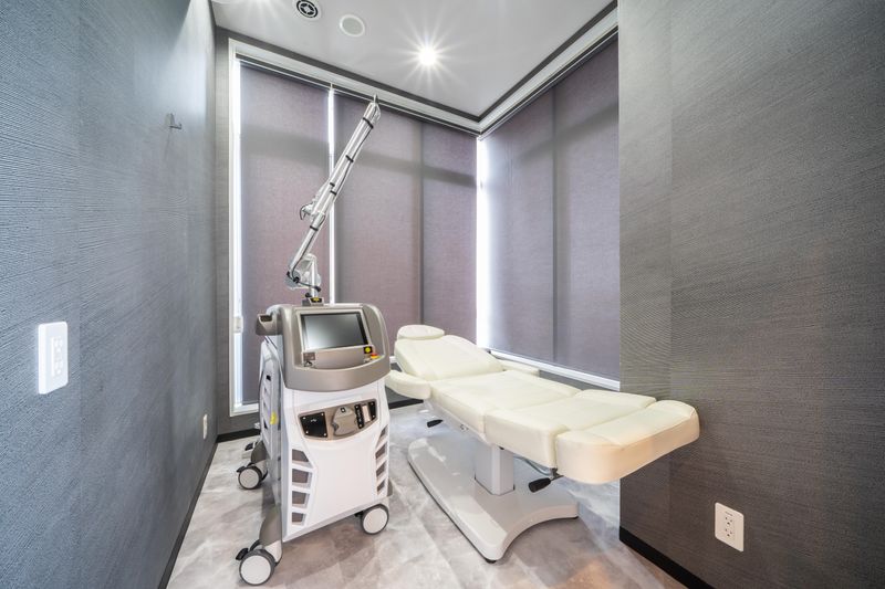 花小金井駅前スキンクリニックの求人・転職情報-02