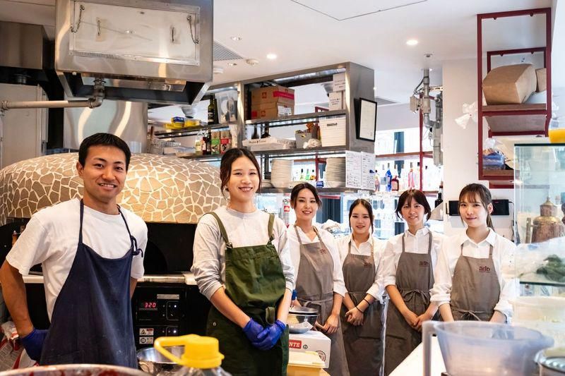 THE CORNER Pizzeria&Café( ザ コーナー ピッツェリアアンドカフェ)のアルバイト・バイト求人情報-03