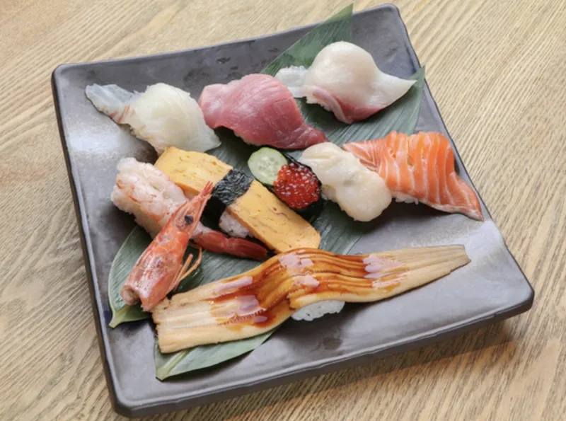 元祖ぶっちぎり寿司 魚心 梅田店のアルバイト・バイト求人情報