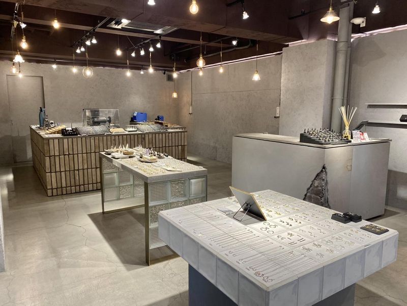 unu glänta 下北沢店のアルバイト・バイト求人情報-03
