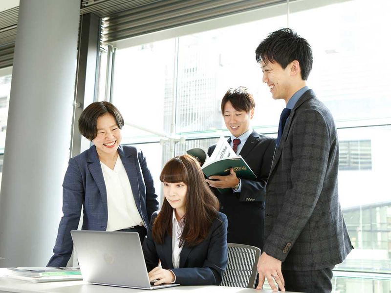 メーカー営業職志望者向け・若手先輩社員の本音オンライン座談会