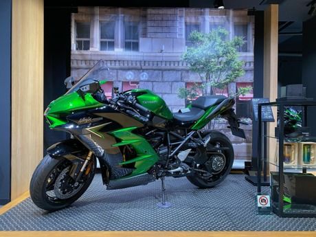バイクショップはとや　株式会社AOBATO カワサキプラザ川崎宮前のアルバイト・バイト求人情報-02