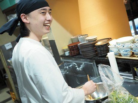 焼鳥ハレツバメ　新宿新南口店【2242】【AP】のアルバイト・バイト求人情報-04