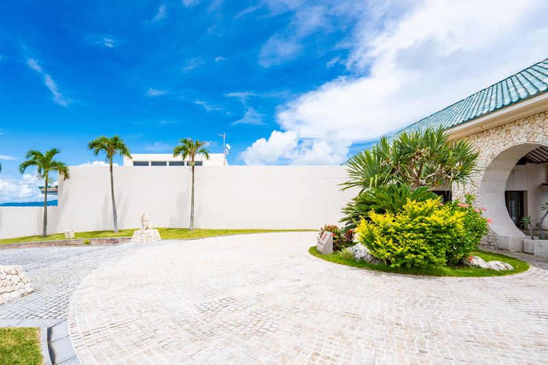 オリエンタルヒルズ沖縄の派遣求人情報