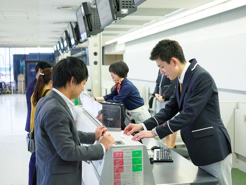 国際空港上屋株式会社　成田国際空港