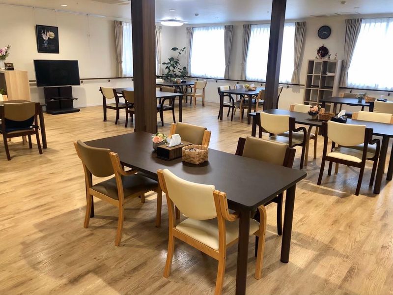 株式会社ユニオンホールディングス　豊園いわやのアルバイト・バイト求人情報-02