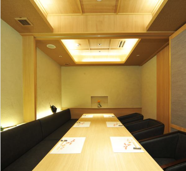 肉懐石 にしやま　株式会社キューズダイニングのアルバイト・バイト求人情報-02