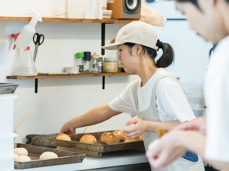石窯パン工房　グレンツェン都城店のアルバイト・バイト求人情報-03