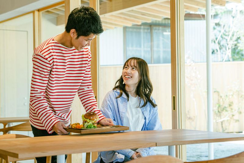 カフェ・みかんの木　有田本店のアルバイト・バイト求人情報-03