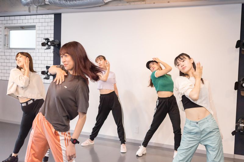 初心者向けダンススクールLr 千葉のアルバイト・バイト求人情報-03