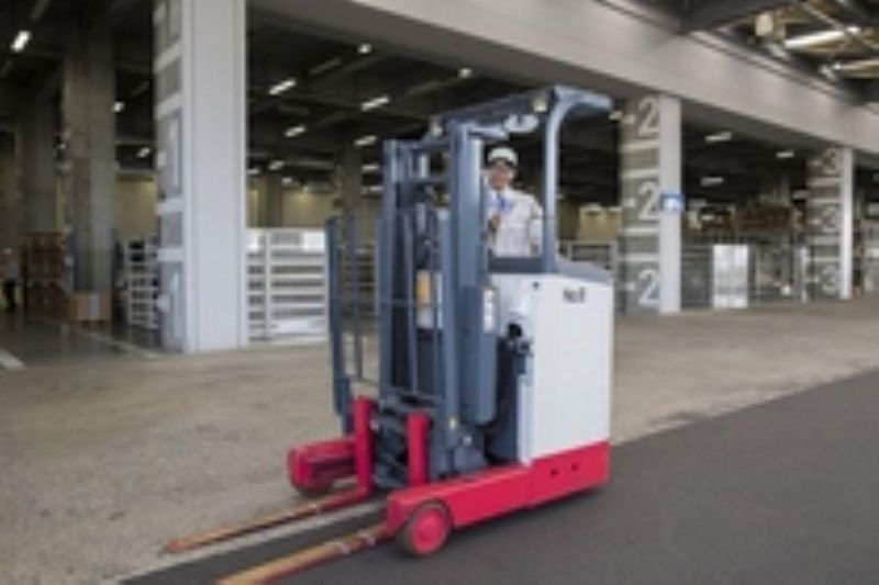 株式会社リンカンエヌエフシー