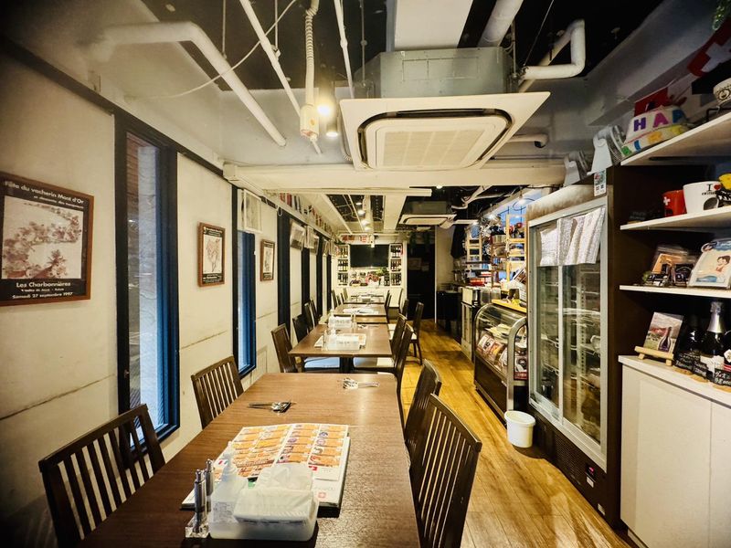 湯島天神横ラクレットグリルのアルバイト・バイト求人情報-02