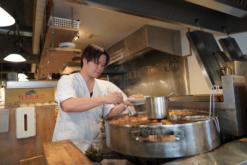 餃子とセアブラおでん 梅田のしんちゃんの求人・転職情報