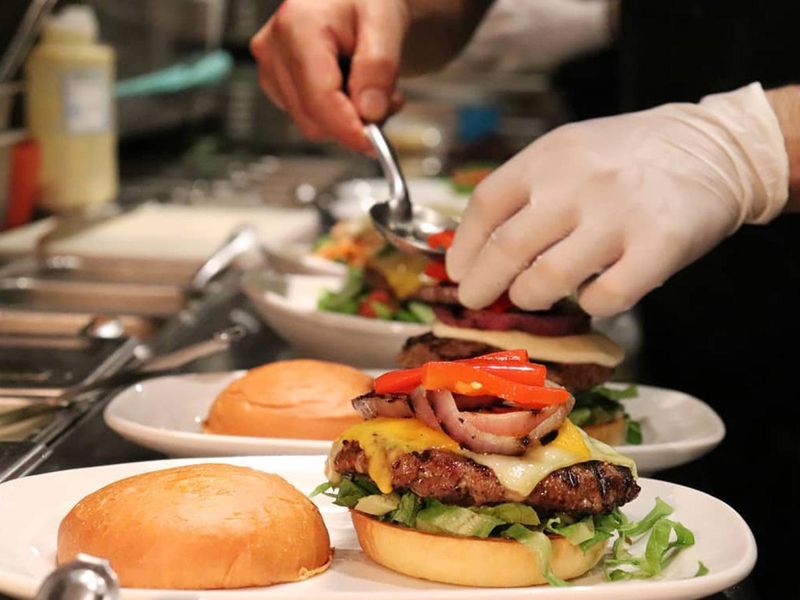 THE COUNTER　六本木　東京ミッドタウンのアルバイト・バイト求人情報-02