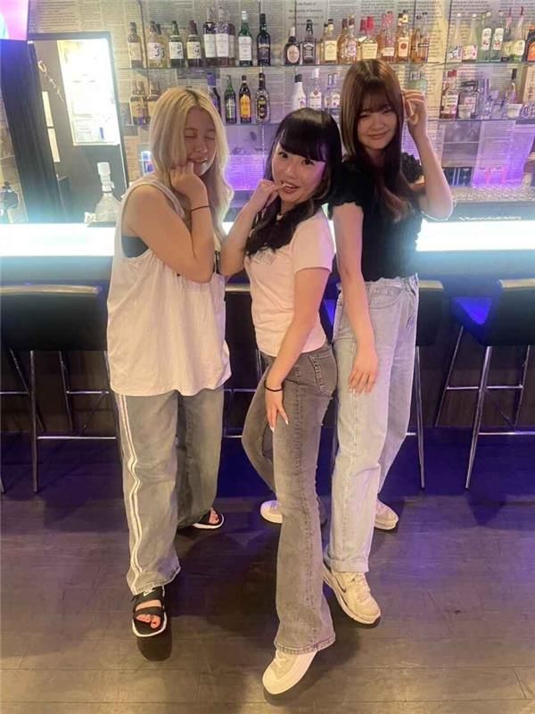 株式会社NEXT EIGHT　BAR WARMのアルバイト・バイト求人情報-05