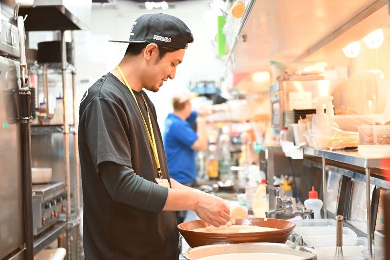 串カツ田中 KITTE博多店のアルバイト・バイト求人情報-03