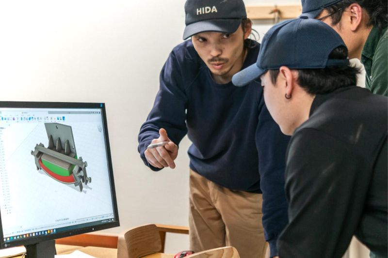 飛騨産業株式会社