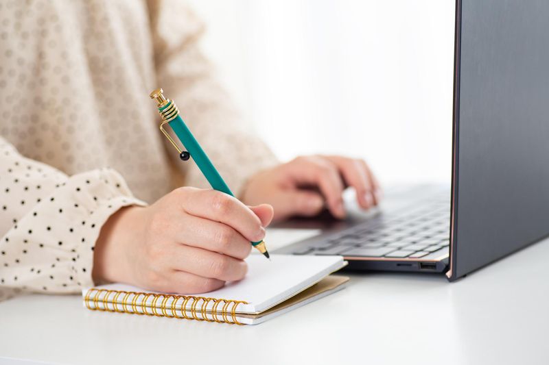 株式会社サーベイリサーチセンター 大阪事務所 企画課のアルバイト・バイト求人情報-05