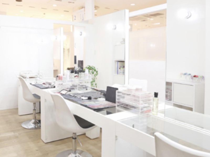 フォトスタジオセルフィット　京都四条烏丸店(株式会社セルフィット)のアルバイト・バイト求人情報-04