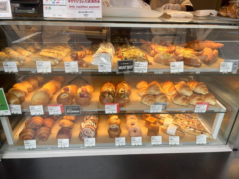 株式会社ドレステーブル(TRUFFLE mini 博多駅店)のアルバイト・バイト求人情報-03