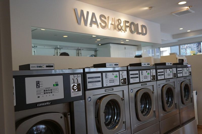 WASH&FOLD 新宿小滝橋店のアルバイト・バイト求人情報-03