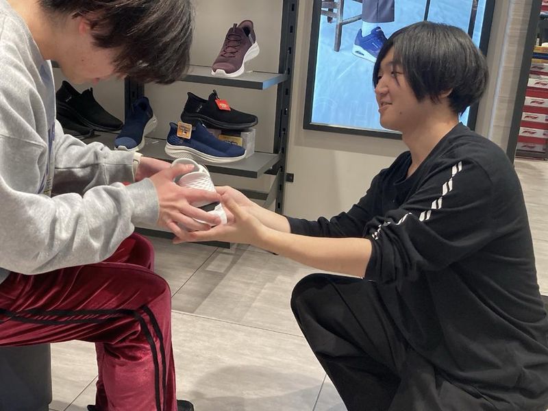 SKECHERS　イオンモール東員店のアルバイト・バイト求人情報-05