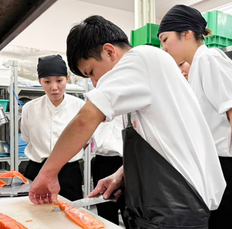 株式会社はなまる　立食い寿司 根室花まる 丸の内オアゾ店の求人・転職情報