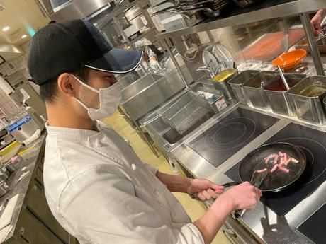 PASTA & TAPAS PIETRO 豊洲店のアルバイト・バイト求人情報-04
