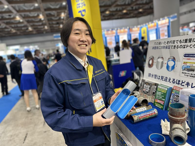 お客様向け企業展示会にて社員と一緒に商品PR体験(東京)